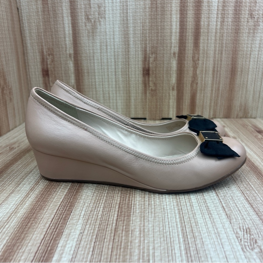Cole Haan Heels Womens 8 Grand Os Nude Leather  Wedge Leather Black Bow